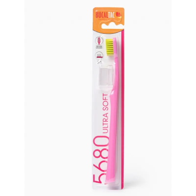 Cepillo Dental Bucal Tac 5680 con Capuchon Ultra Soft x 1 Unidad